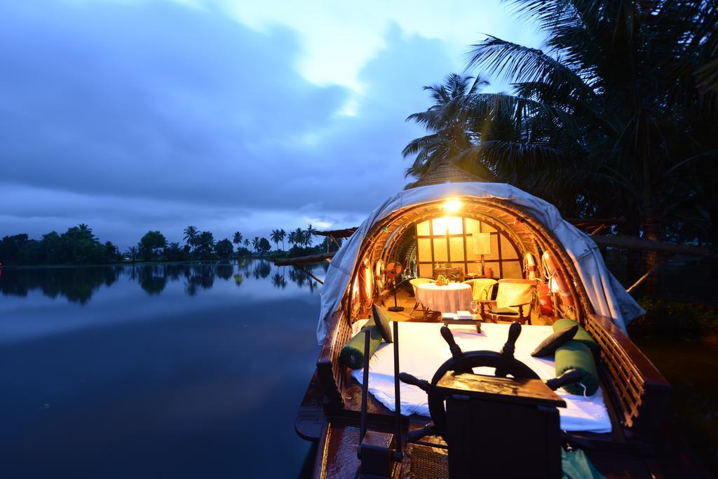 Spice Coast Cruises - Houseboat, A Cgh Earth Experience Hotel Alappuzha Kültér fotó
